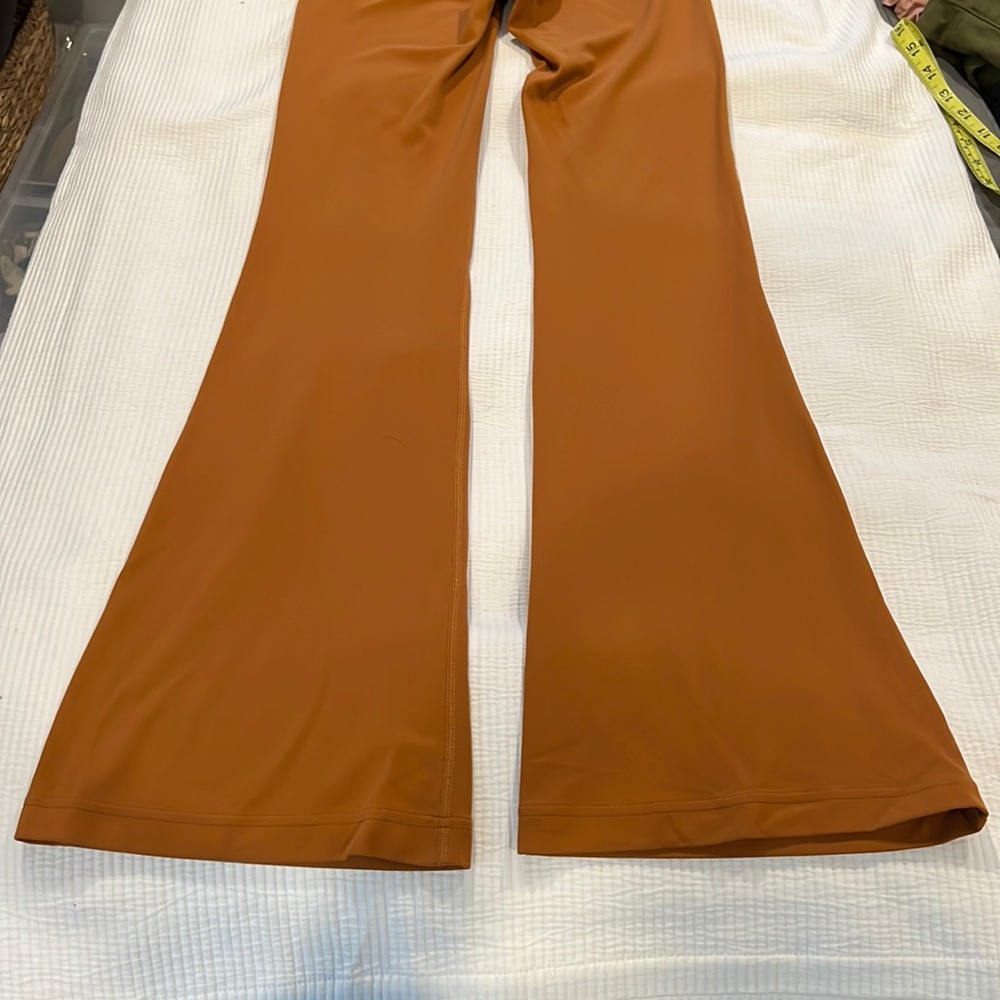 Lululemon Align High Waisted Flare - 4 - Picture 11 of 15